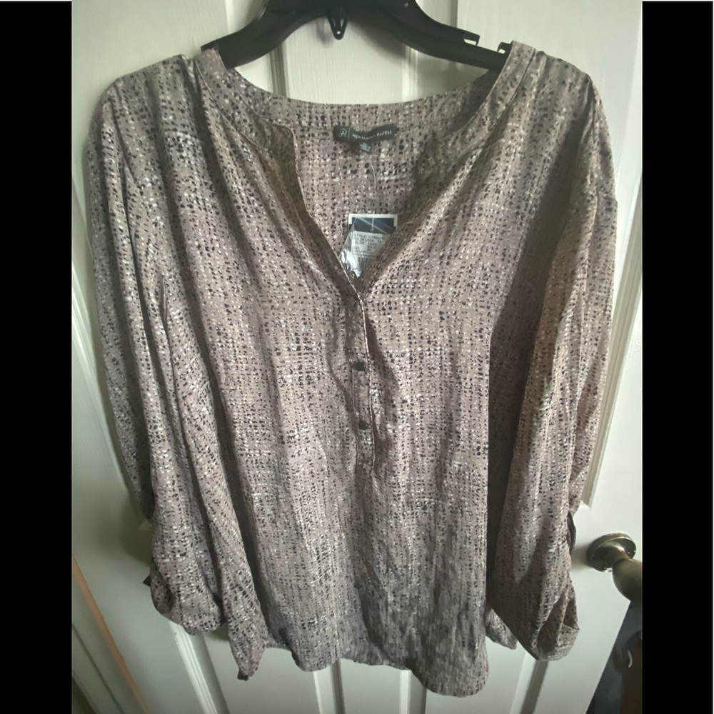 NWT XL Adrianna Papell blouse